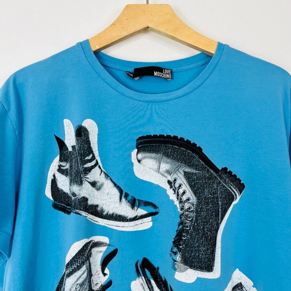Love Moschino Blue Boot Graphic Logo Short Sleeve Classic T Shirt UK XXXL - Picture 2 of 12